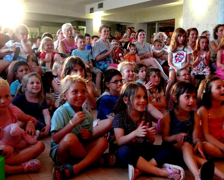 kids show - RESIDENCE LES ILES PENESTIN